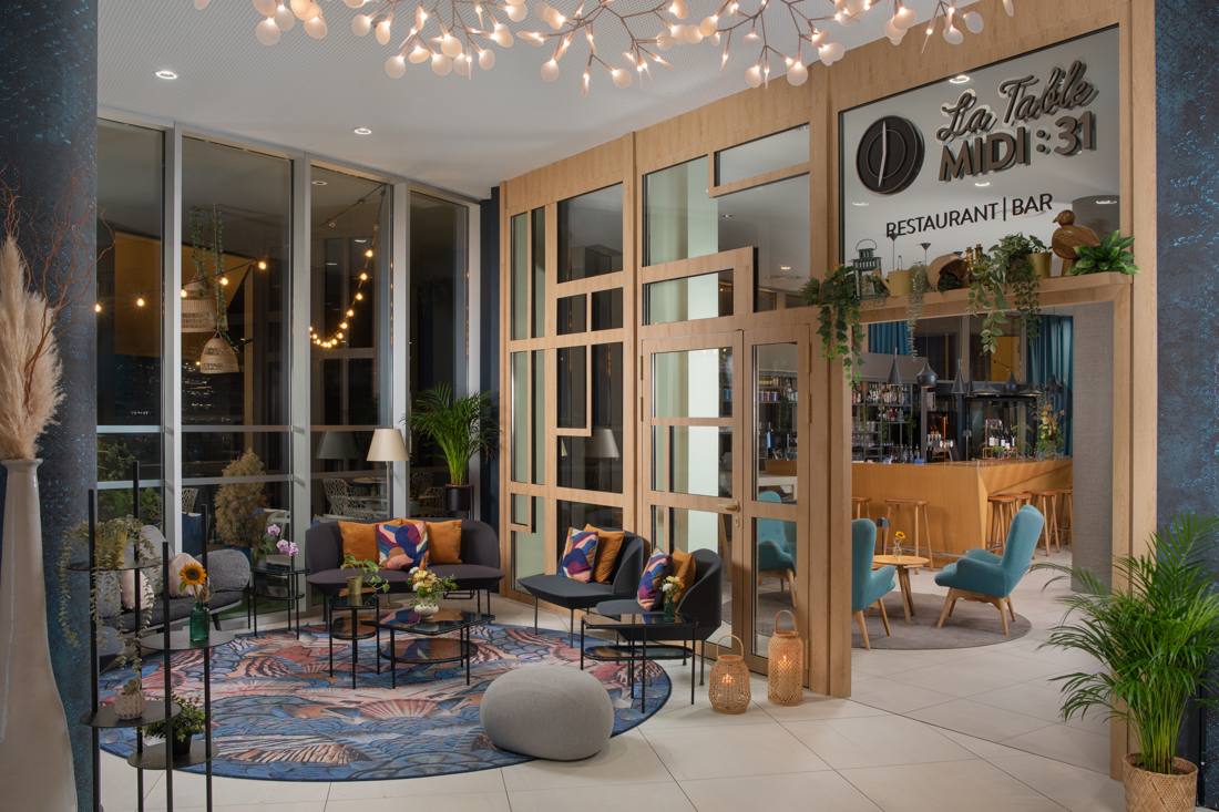 The entrance to La Table Midi 31, restaurant and bar
